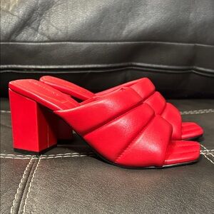 Lisa Vicky Elegant Red Quilted Mules 8 Sandals